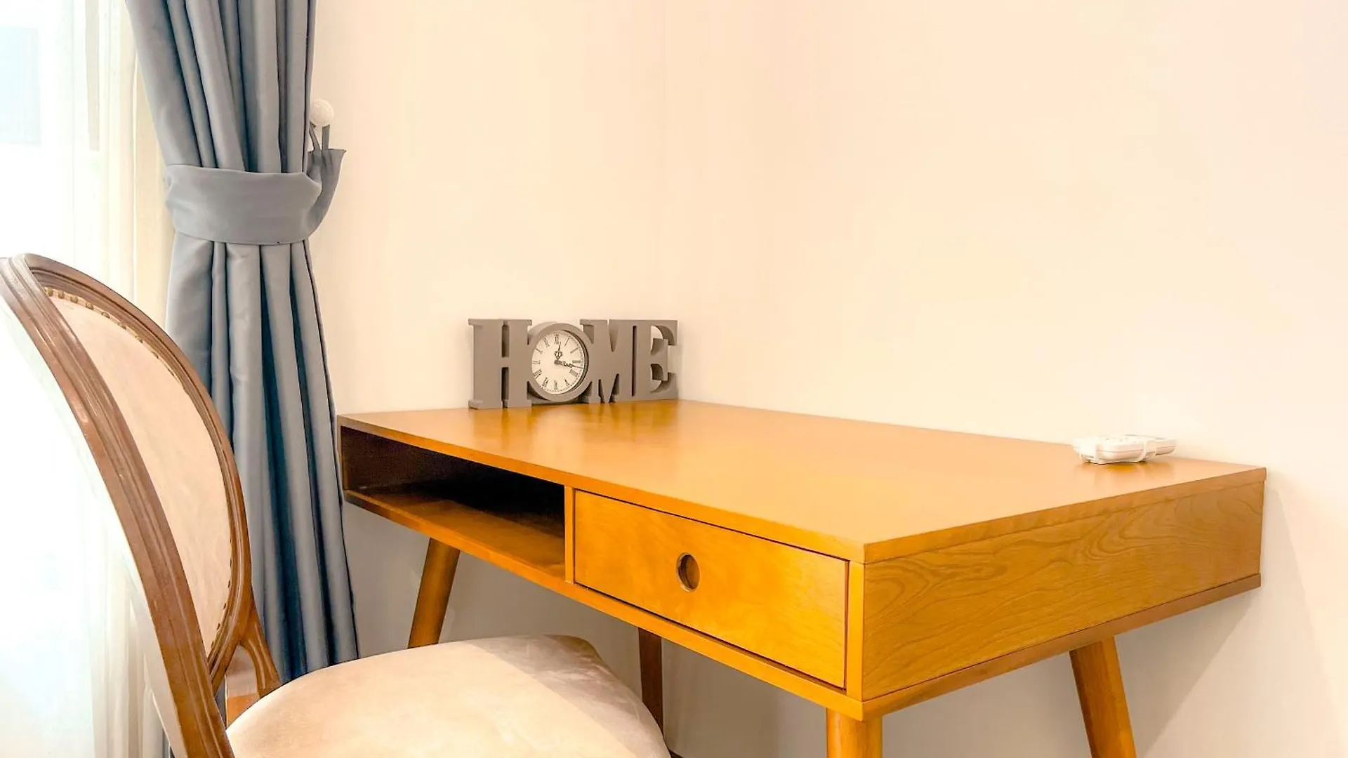Apartment Ch 2Pn Ha Do Q10 -Khoa Home Iris 3 Ho Chi Minh City Vietnam